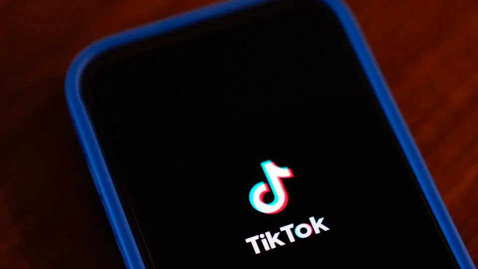 EU Accuses TikTok Over Ad Transparency Rules